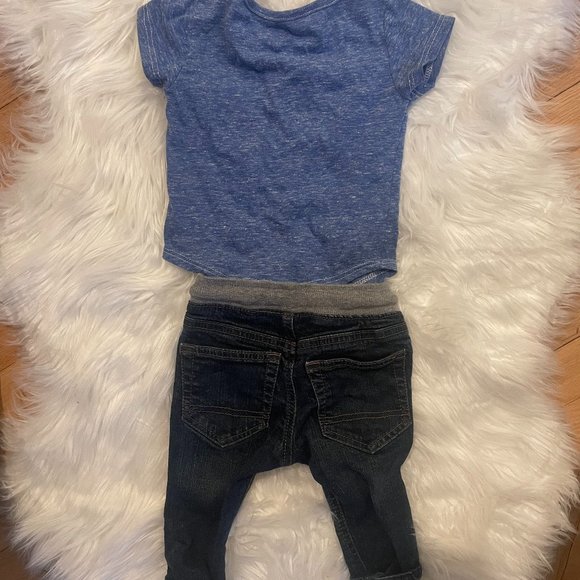 2/$10 Sale! Mickey Mouse T-Shirt and Cat and Jack Jeans Size 12 Months - Picture 2 of 7